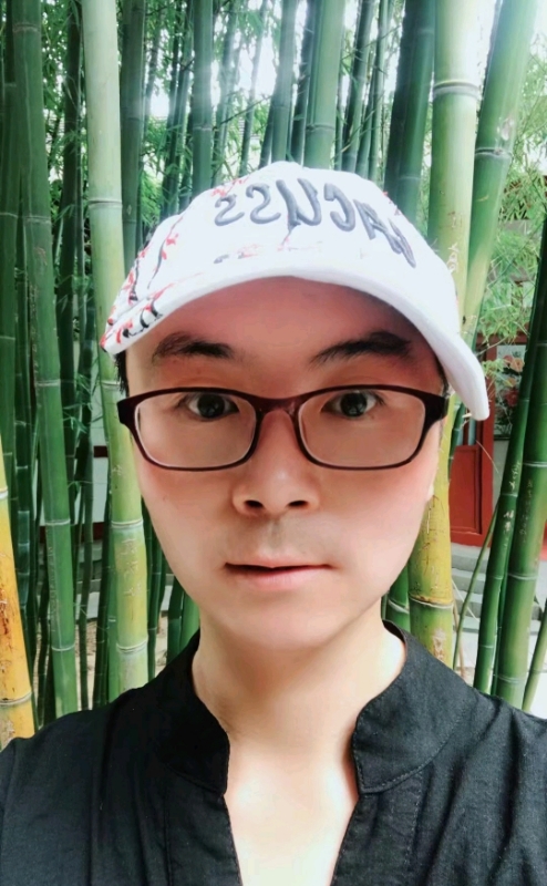 帝俊的第一张照片--和田认干亲服务网